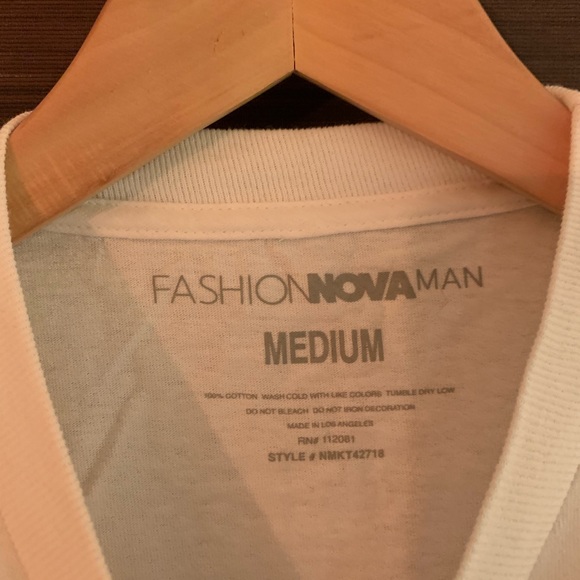 Millennials t shirt for men. Size medium. - Picture 2 of 3